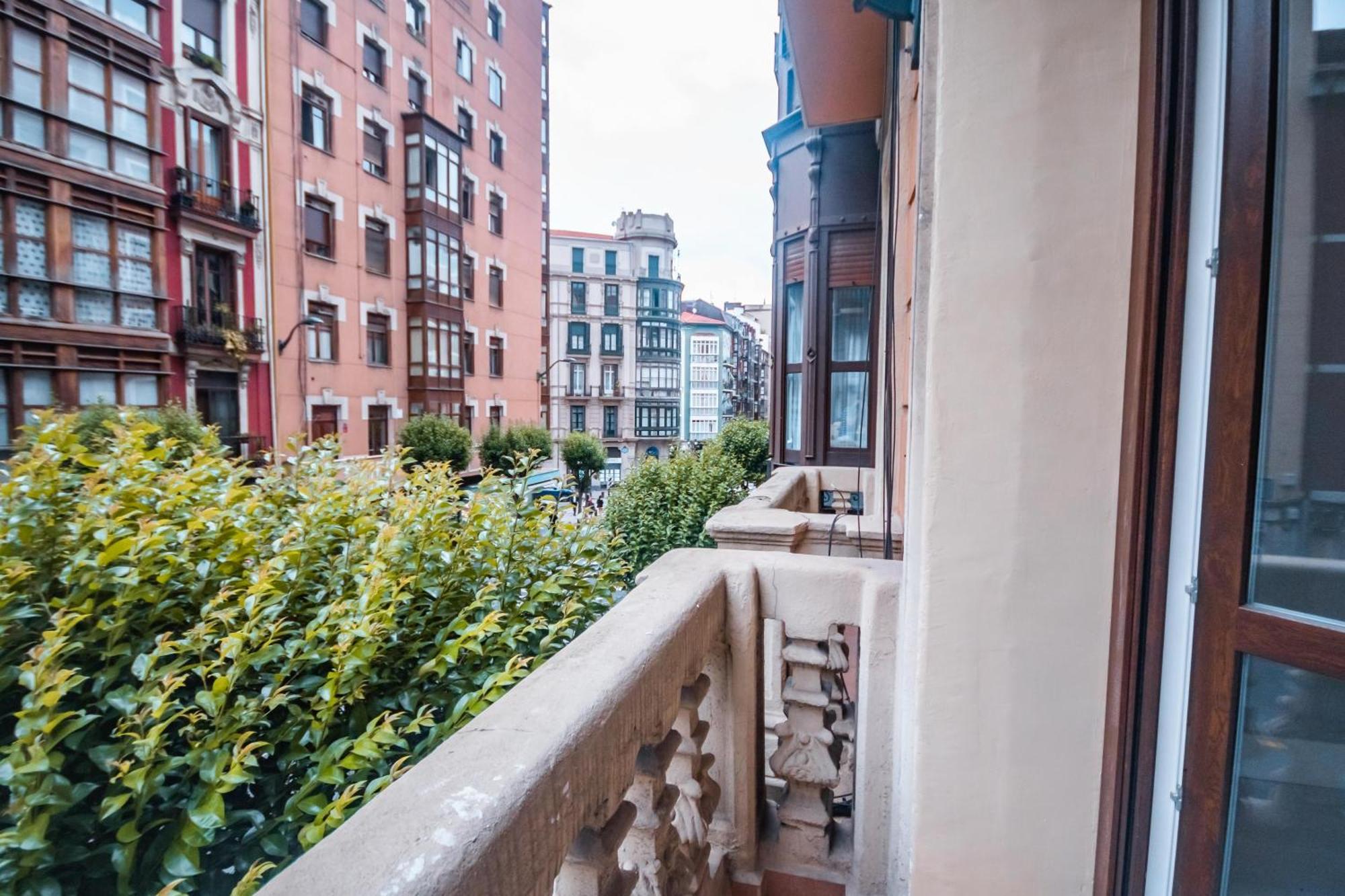 Gran Apartamento 6 Suites Bilbao Center Exteriér fotografie